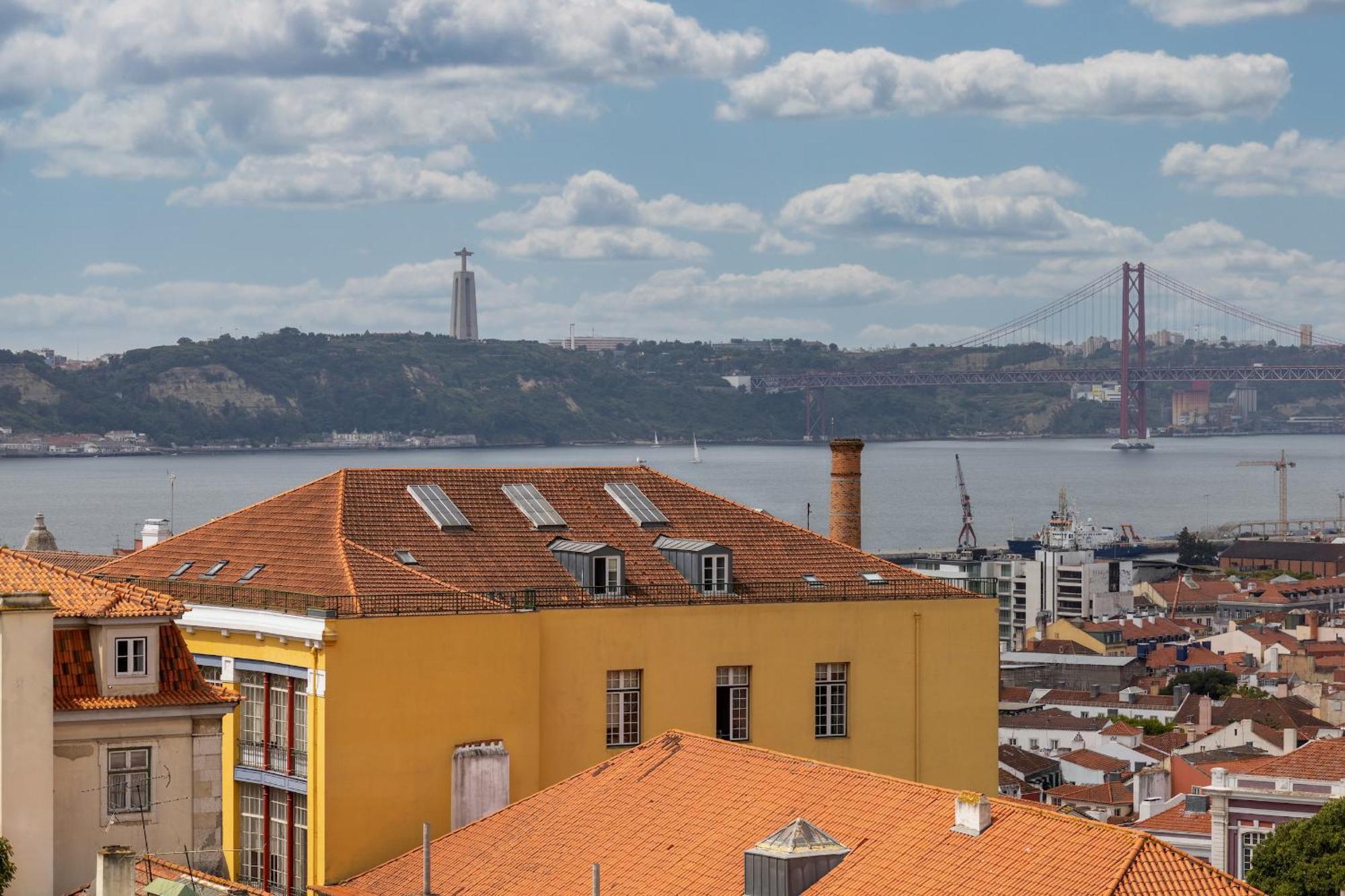 Beguest Bairro Alto City View Apartment Lisboa 外观 照片